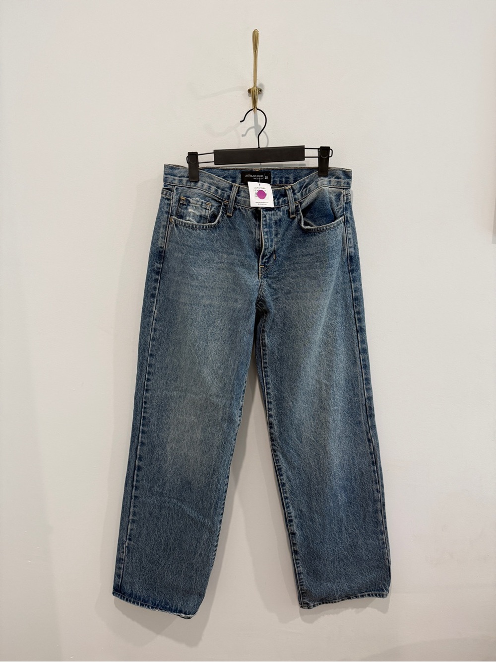 Just Black Relaxed Boyfriend Jeans in Washed Blue